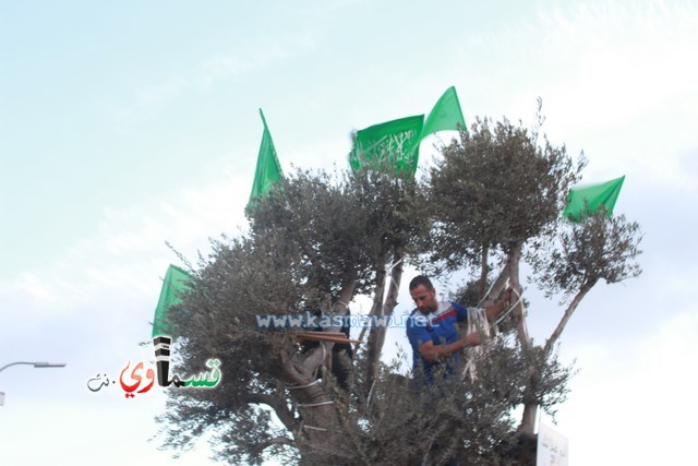  كفرقاسم - فيديو: الرئيس عادل بدير  الأيدي المتوضئة تُعمر وتحمي البلد واهله  و يشارك شباب الحرسة الاعمال التطوعية التنظيفية في مدخل البلدة